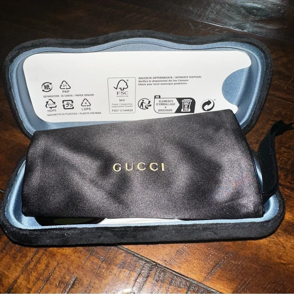 NEW GUCCI Acetate Frame Sunglasses GG0261SA in Black (Unisex) Authentic
